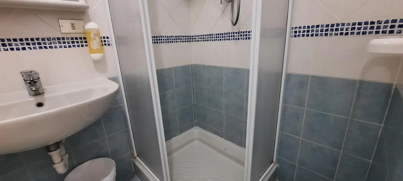 ***  B&B Hotel Serenita Bellaria-Igea Marina Italy